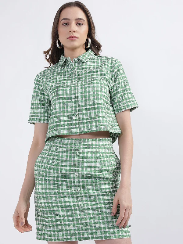 Iconic Women Green Checked Collar Top