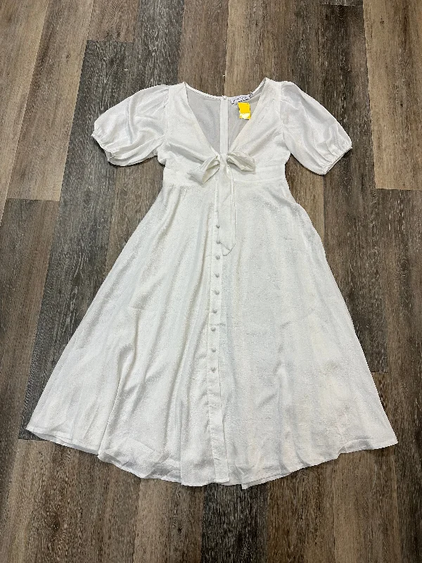 Dress Casual Maxi By Petal + Pup In White, Size: 8