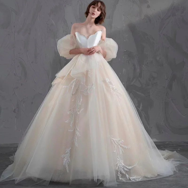 Ball Gown Tulle and Lace Wedding Dresses with Vneck