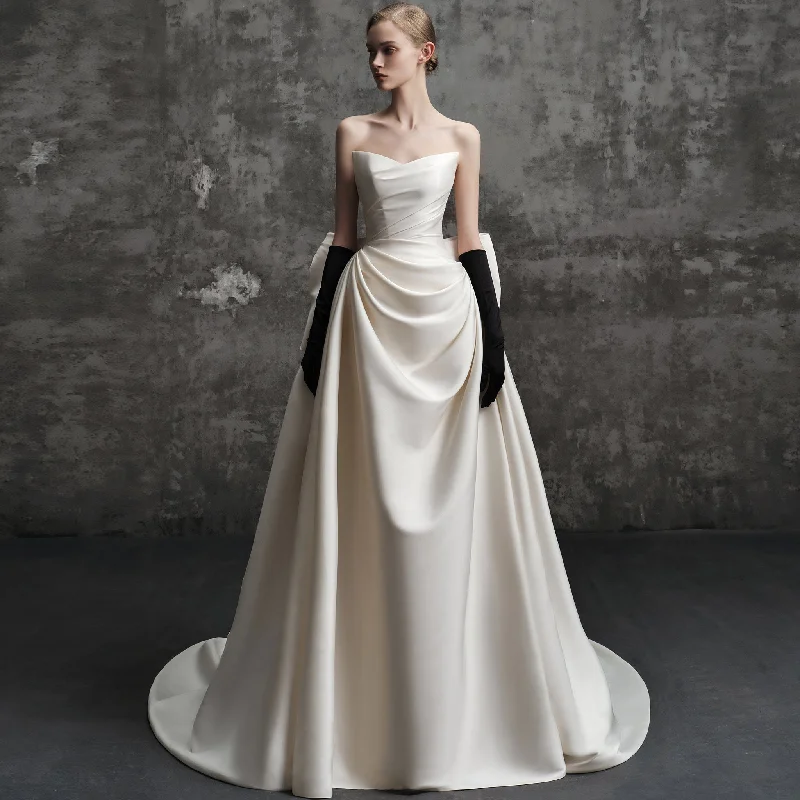 Satin Strapless Curved V-neck Wedding Dress with Bowknot