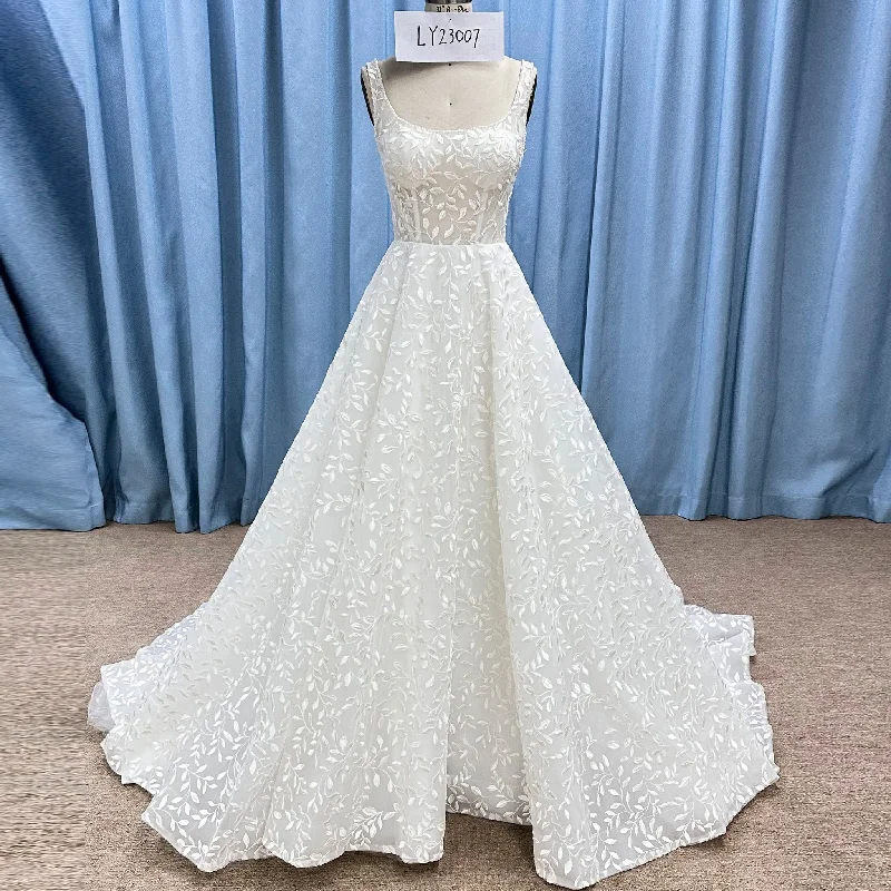 Tank Top A-line Lace Wedding Dress with Square-neck